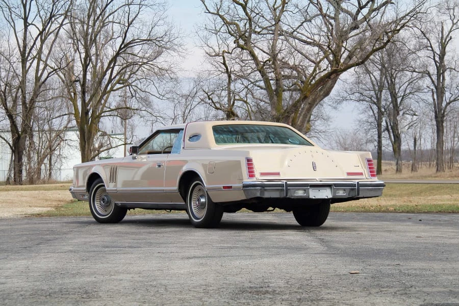 1979 Lincoln Continental Mark V - Image 15 of 31