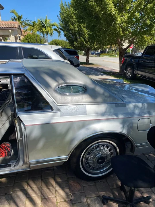 1979 Lincoln Continental Mark V - Image 12 of 20