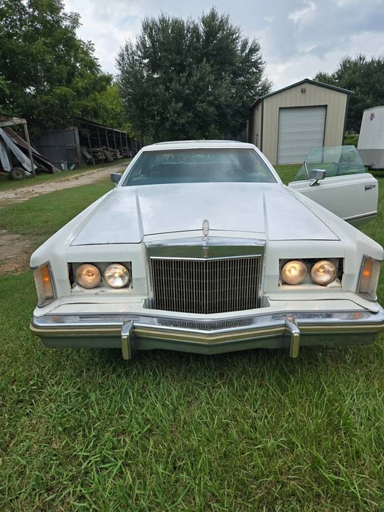 1979 Lincoln Continental Mark V - Image 8 of 24