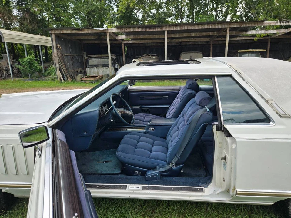 1979 Lincoln Continental Mark V - Image 5 of 24