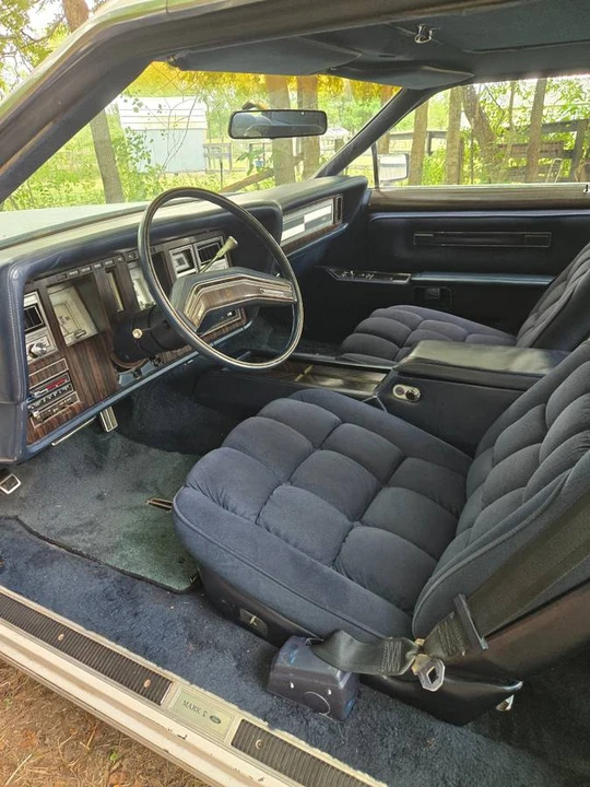 1979 Lincoln Continental Mark V - Image 12 of 24