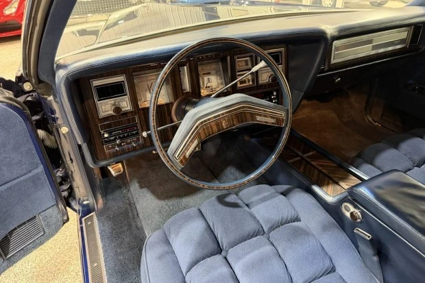 1979 Lincoln Continental Mark V - Image 5 of 8
