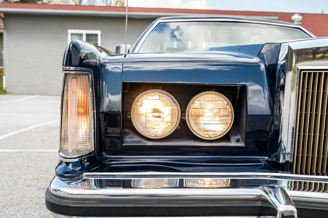 1979 Lincoln Continental Mark V - Image 26 of 31