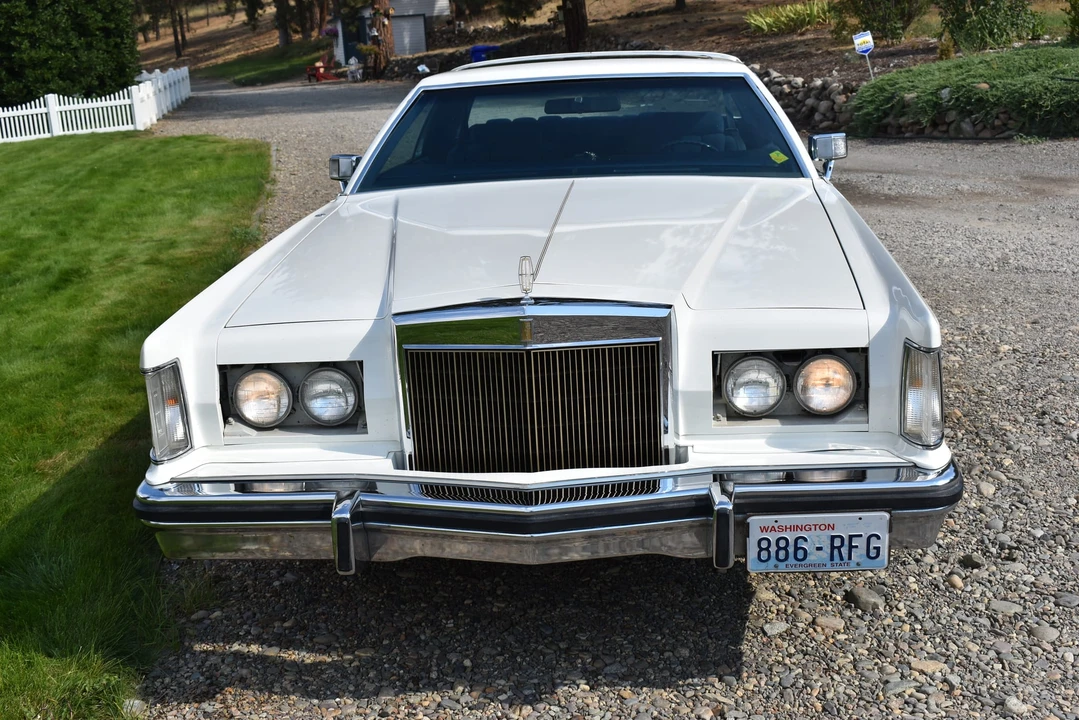 1979 Lincoln Continental Mark V - Image 9 of 31