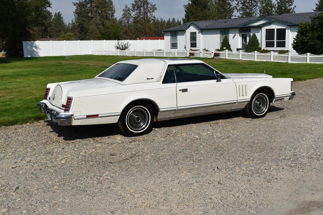 1979 Lincoln Continental Mark V - Image 16 of 31
