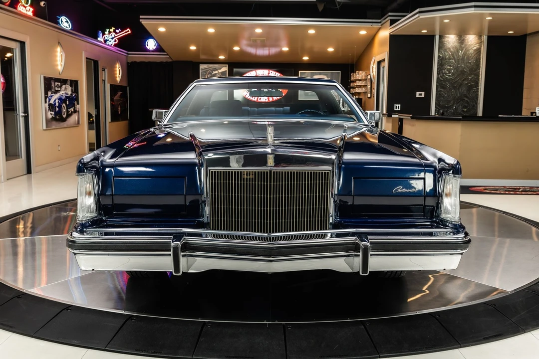 1979 Lincoln Continental Mark V - Image 8 of 21