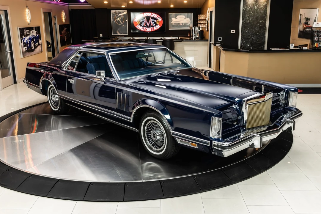 1979 Lincoln Continental Mark V - Image 11 of 21