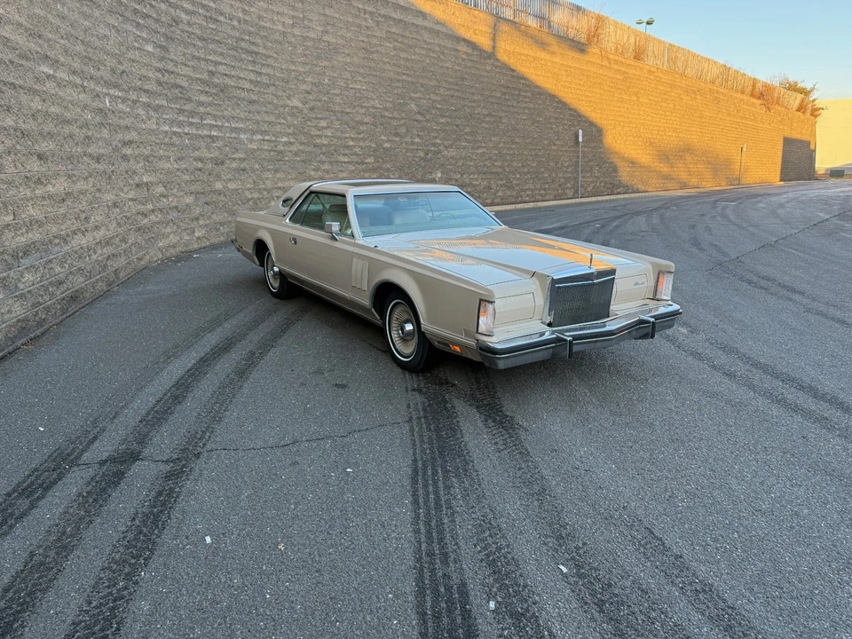1979 Lincoln Continental Mark V - Image 9 of 21