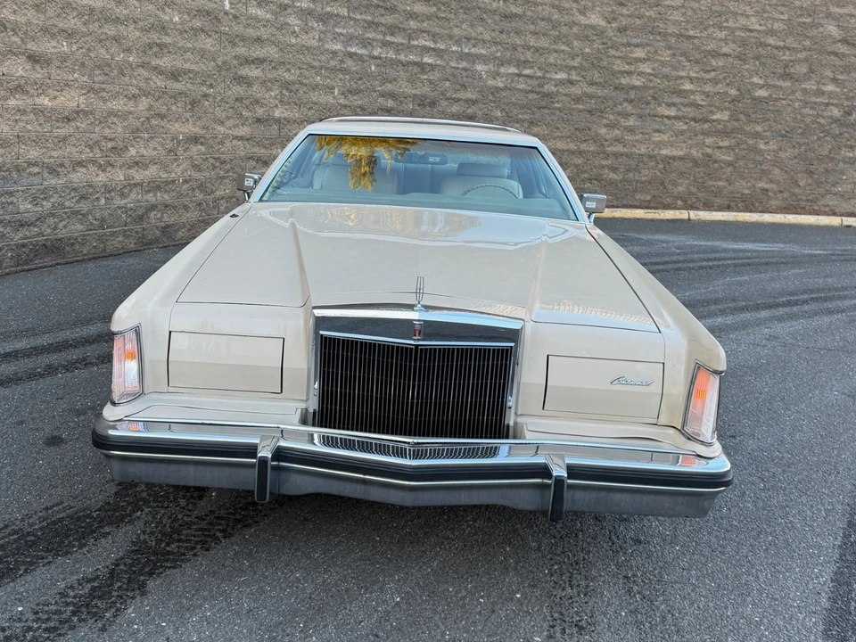 1979 Lincoln Continental Mark V - Image 16 of 21
