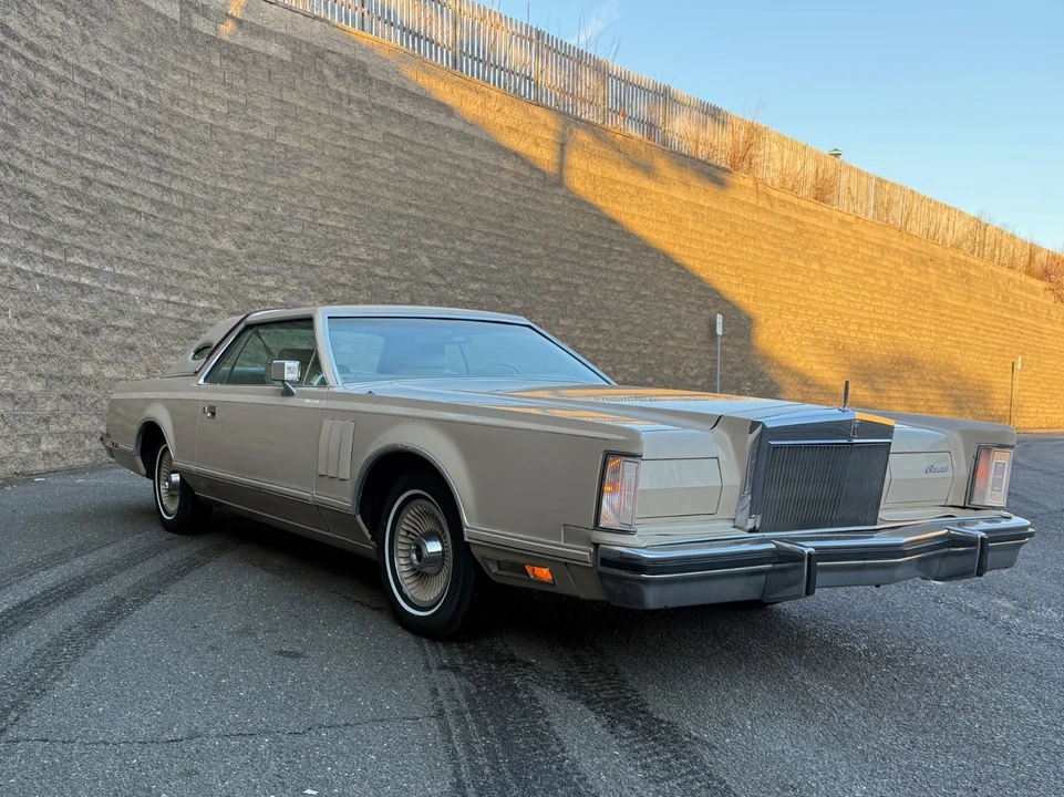 1979 Lincoln Continental Mark V - Image 15 of 21