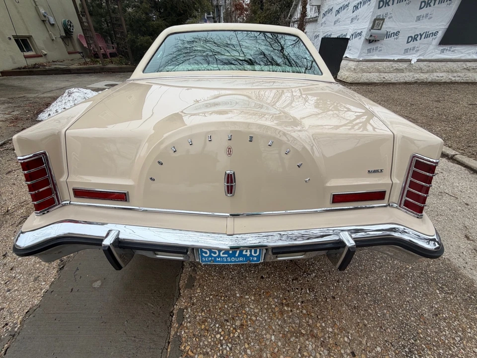 1979 Lincoln Continental Mark V - Image 17 of 21