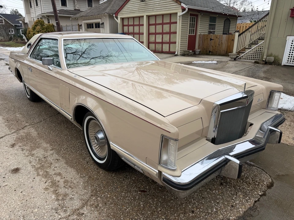 1979 Lincoln Continental Mark V - Image 6 of 21