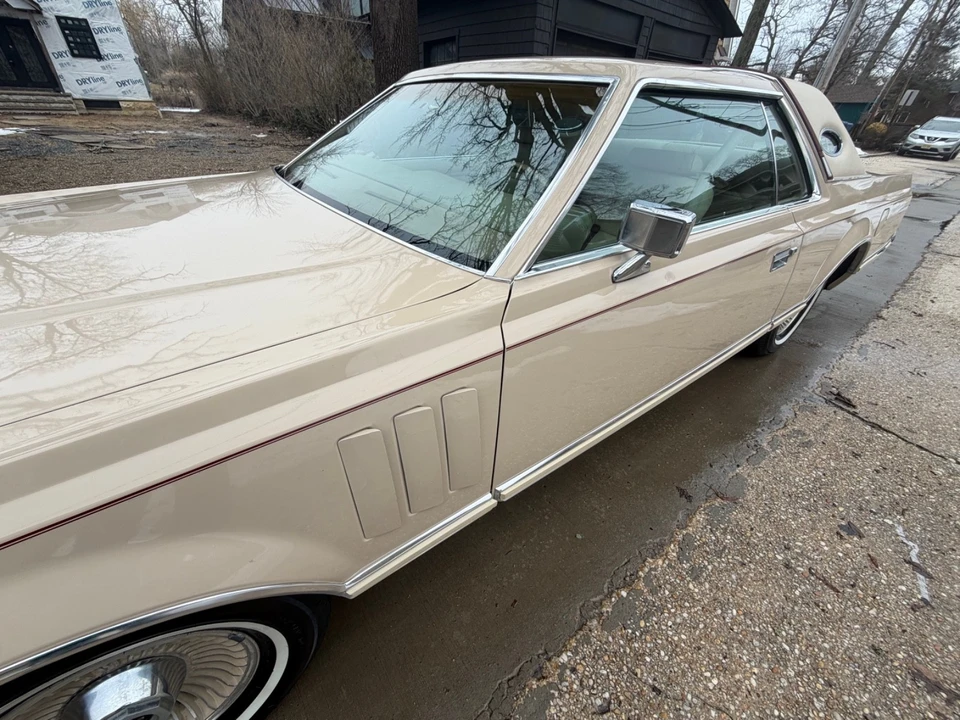 1979 Lincoln Continental Mark V - Image 13 of 21
