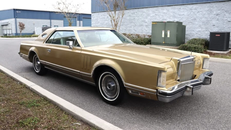 1979 Lincoln Continental Mark V - Image 5 of 29