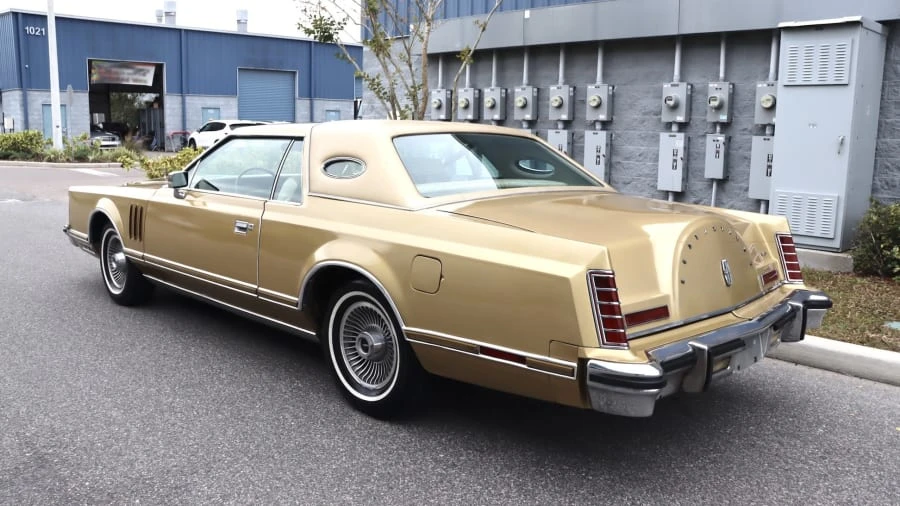 1979 Lincoln Continental Mark V - Image 6 of 29