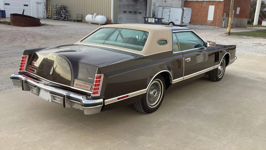 1979 Lincoln Continental Mark V - Image 2 of 10