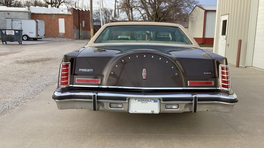 1979 Lincoln Continental Mark V - Image 4 of 10