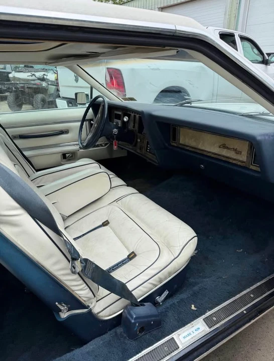 1979 Lincoln Continental Mark V - Image 7 of 17