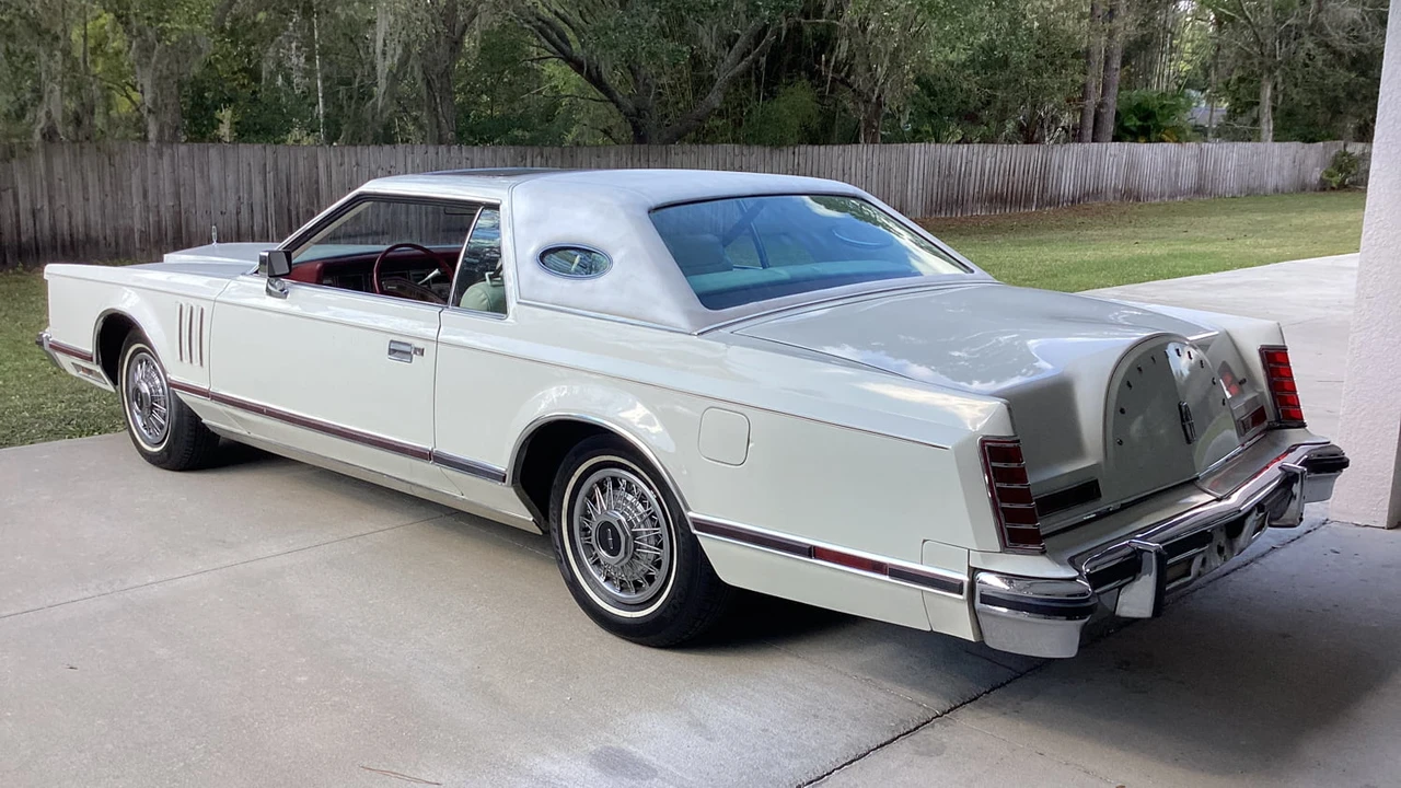 1979 Lincoln Continental Mark V - Image 2 of 5