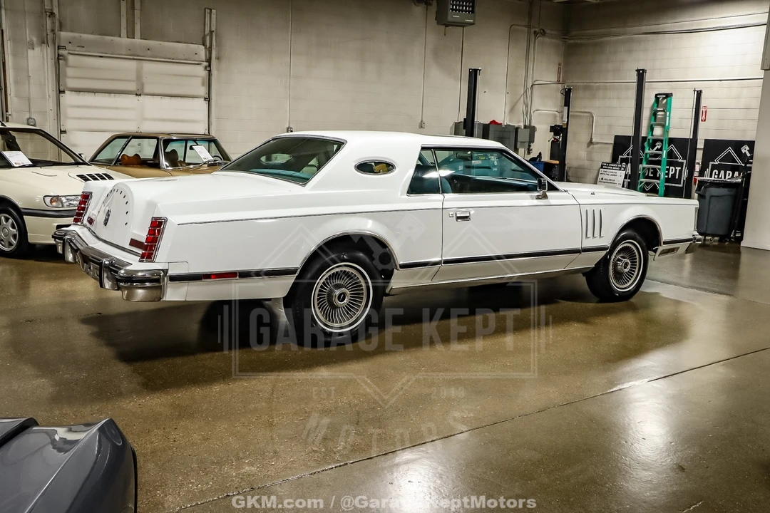 1979 Lincoln Continental 5th Gen - Image 10 of 31