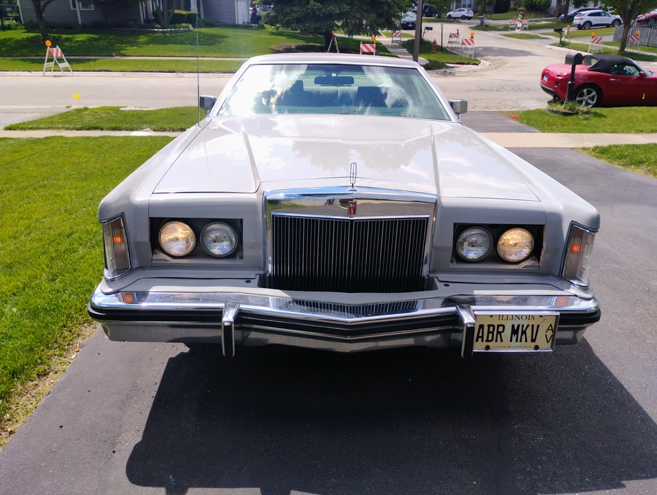 1979 Lincoln Continental 5th Gen - Image 14 of 31