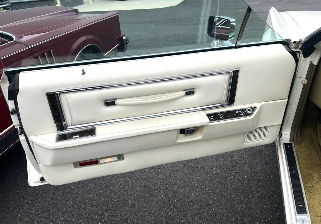 1979 Lincoln Continental 5th Gen - Image 29 of 31