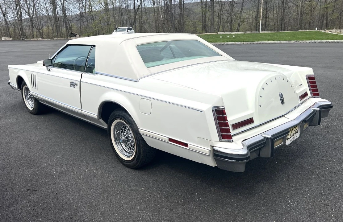 1979 Lincoln Continental 5th Gen - Image 5 of 31