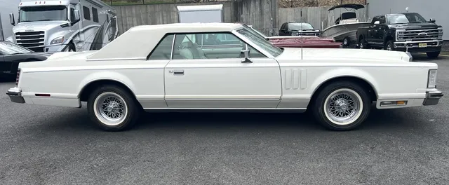 1979 Lincoln Continental Mk V Base