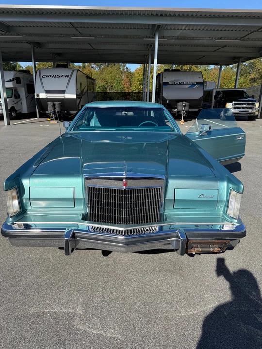 1979 Lincoln Continental 5th Gen - Image 9 of 14