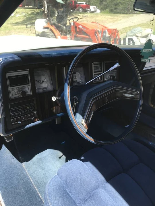 1979 Lincoln Continental Mark V - Image 9 of 14