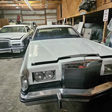 1979 Lincoln Continental Mark V Bill Blass Collector Edition