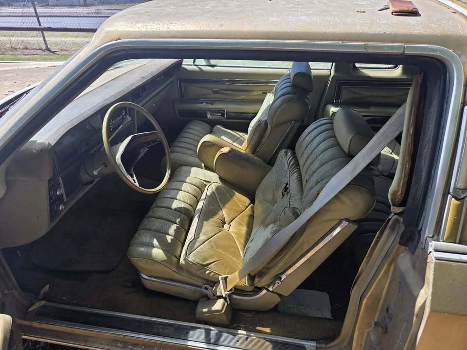 1979 Lincoln Continental 5th Gen - Image 4 of 20