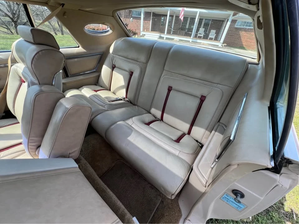 1979 Lincoln Continental 5th Gen - Image 9 of 17