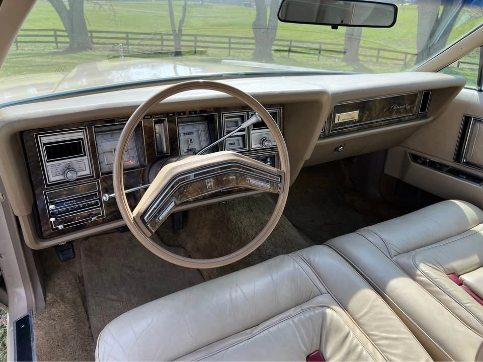1979 Lincoln Continental 5th Gen - Image 7 of 17