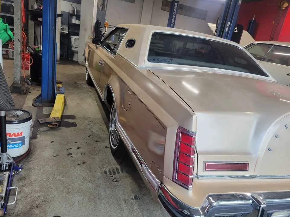 1979 Lincoln Continental 5th Gen - Image 3 of 14