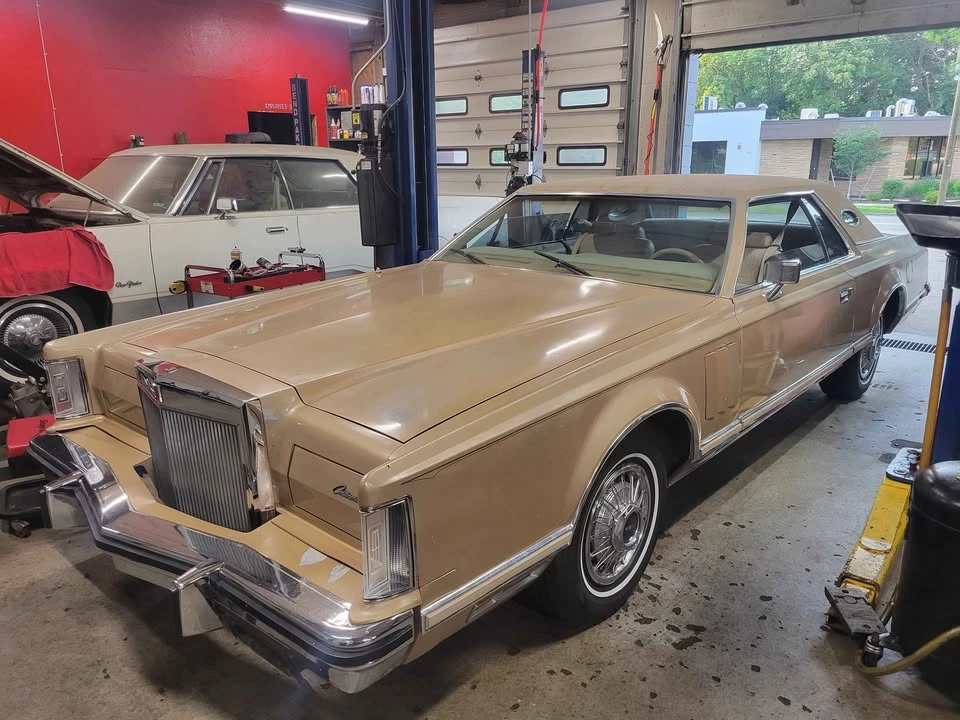 1979 Lincoln Continental 5th Gen - Image 14 of 14