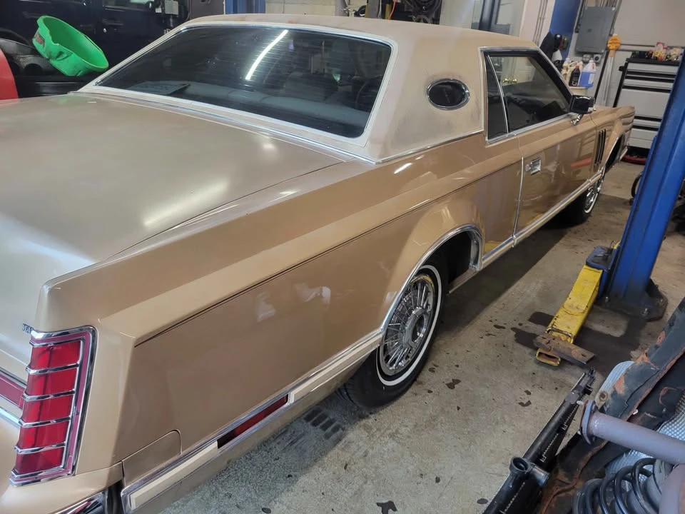 1979 Lincoln Continental 5th Gen - Image 4 of 14