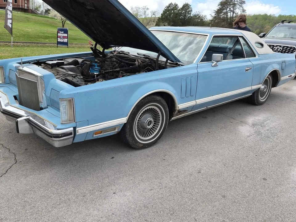 1979 Lincoln Continental 5th Gen - Image 2 of 4