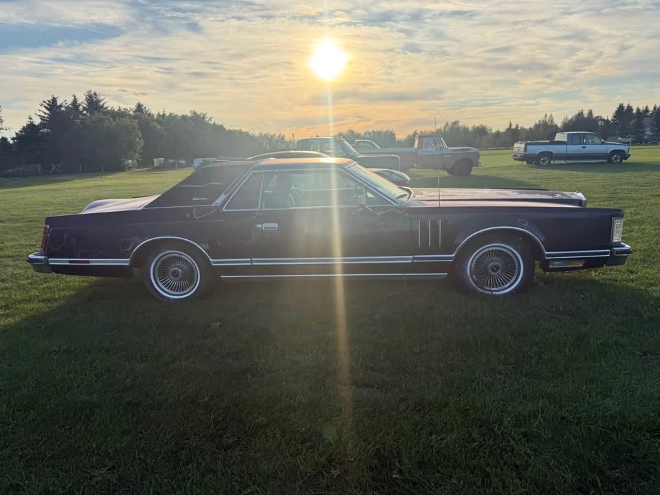 1979 Lincoln Continental 5th Gen - Image 4 of 12