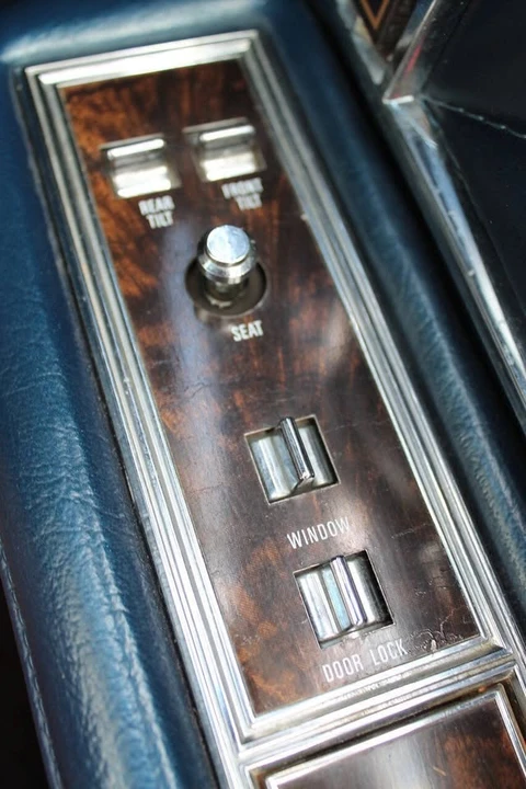 1979 Lincoln Continental 5th Gen - Image 19 of 20