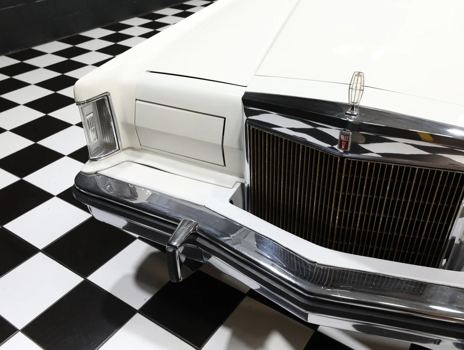 1979 Lincoln Continental 5th Gen - Image 13 of 31