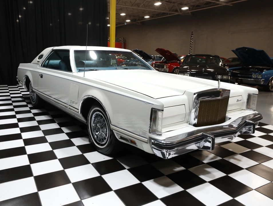 1979 Lincoln Continental 5th Gen - Image 14 of 31