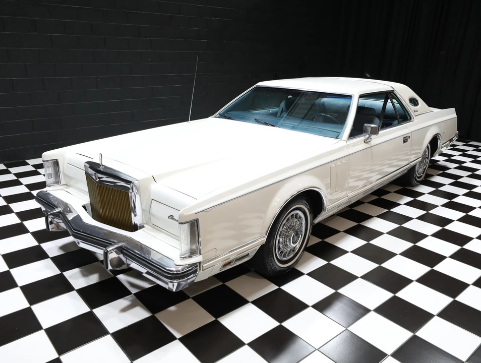 1979 Lincoln Continental 5th Gen - Image 6 of 31
