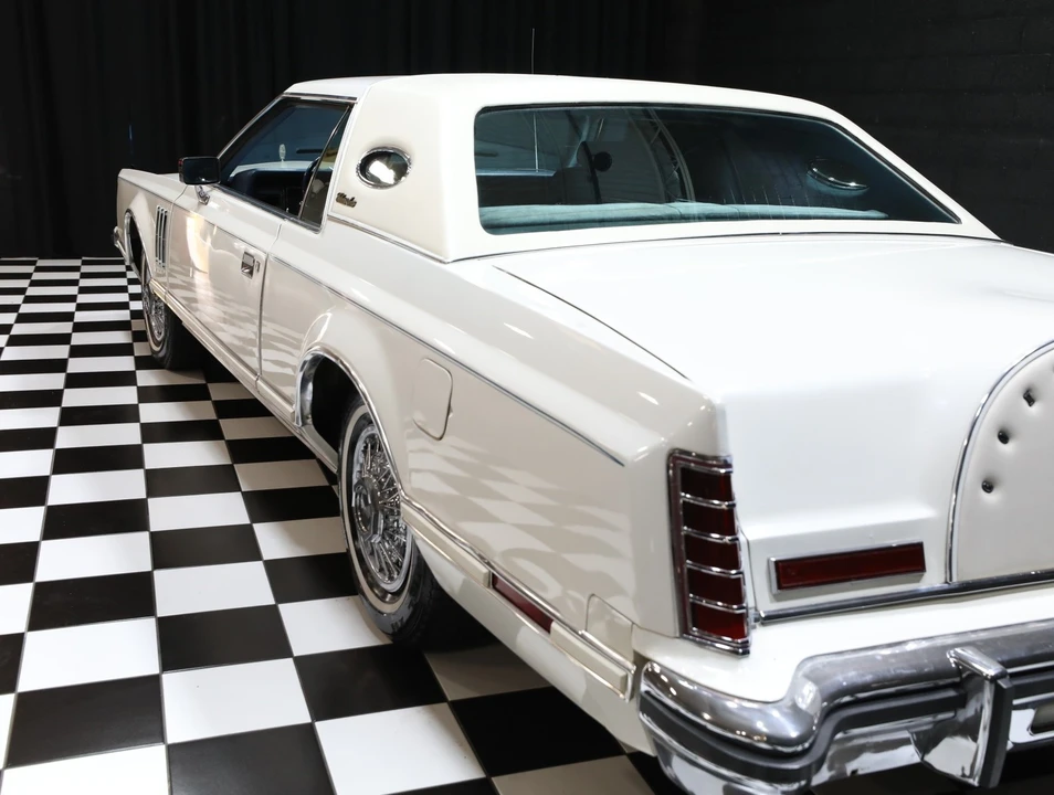 1979 Lincoln Continental 5th Gen - Image 30 of 31