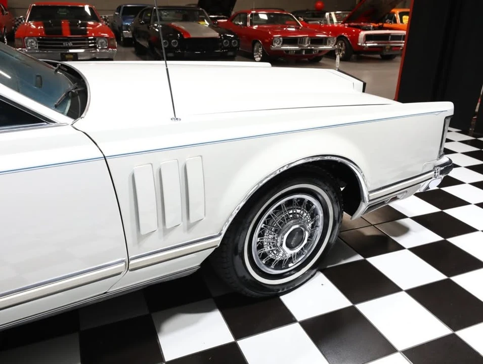 1979 Lincoln Continental 5th Gen - Image 14 of 20