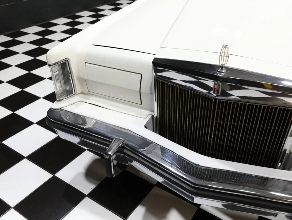 1979 Lincoln Continental 5th Gen - Image 11 of 20