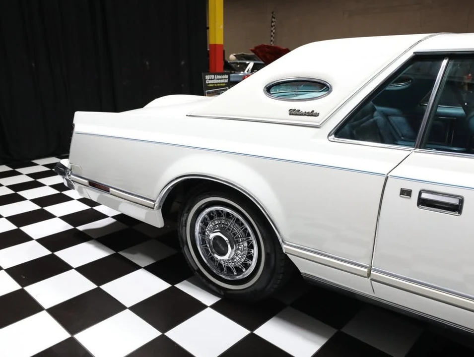 1979 Lincoln Continental 5th Gen - Image 17 of 20