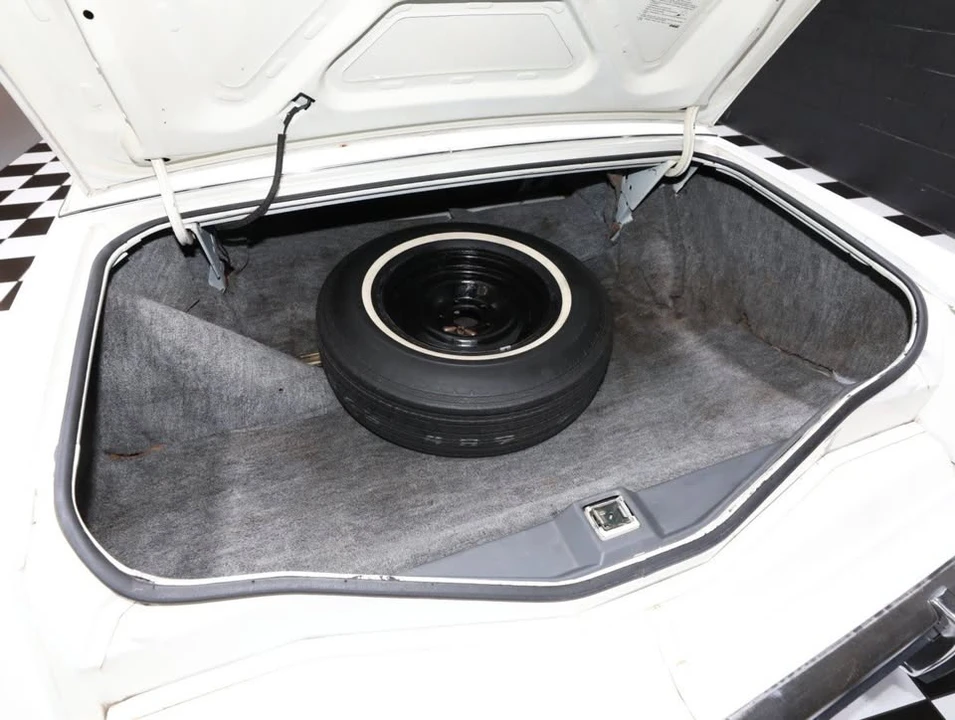 1979 Lincoln Continental 5th Gen - Image 4 of 20