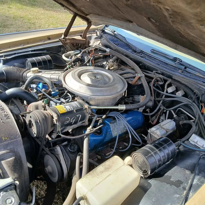 1979 Lincoln Continental 5th Gen - Image 2 of 9