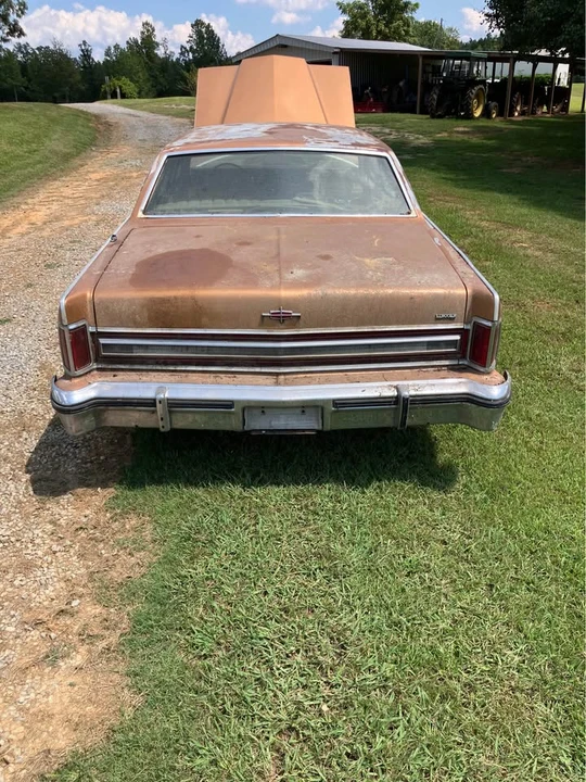1979 Lincoln Continental 5th Gen - Image 9 of 9